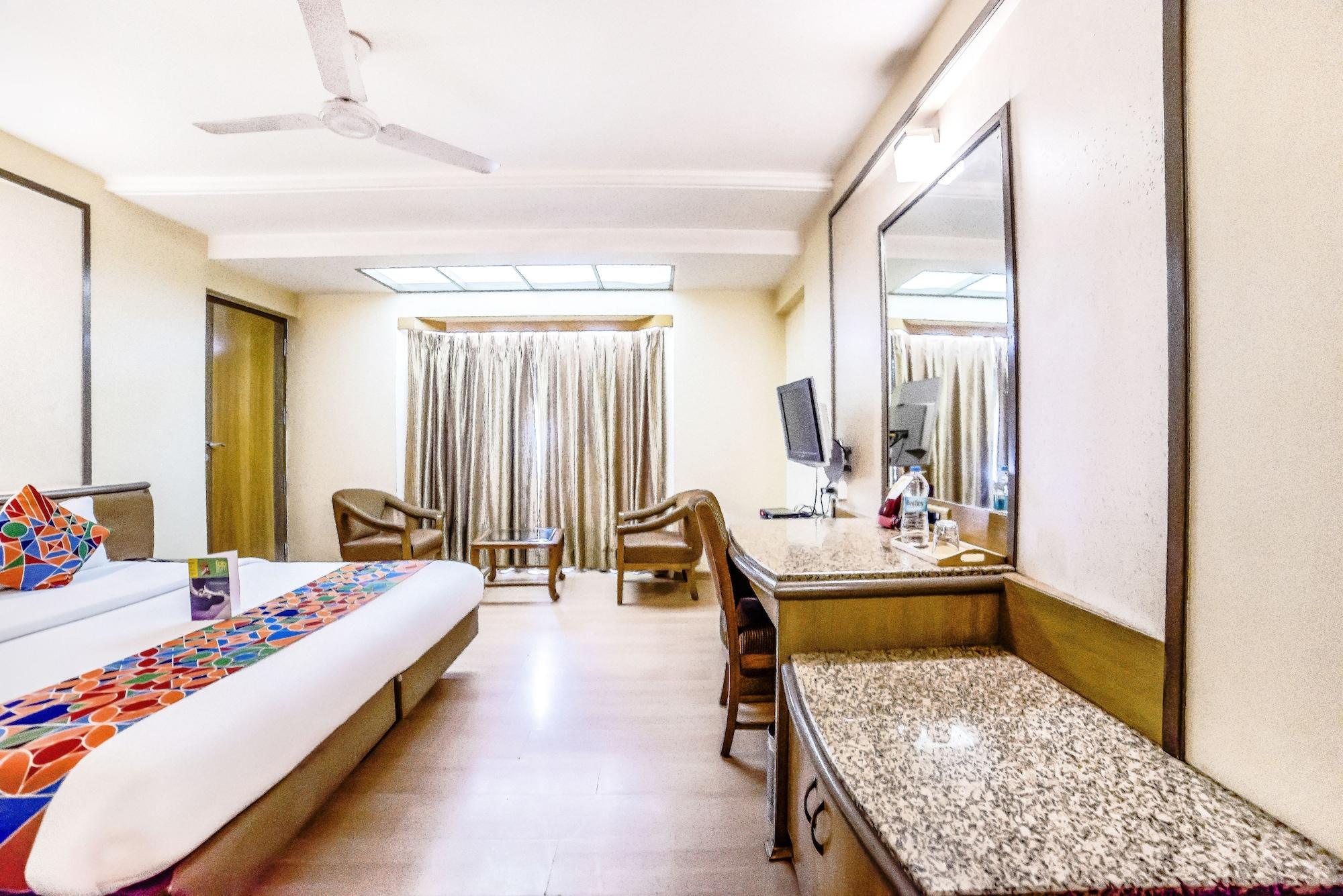 Hotel Gandharva Shivajinagar Pune Esterno foto