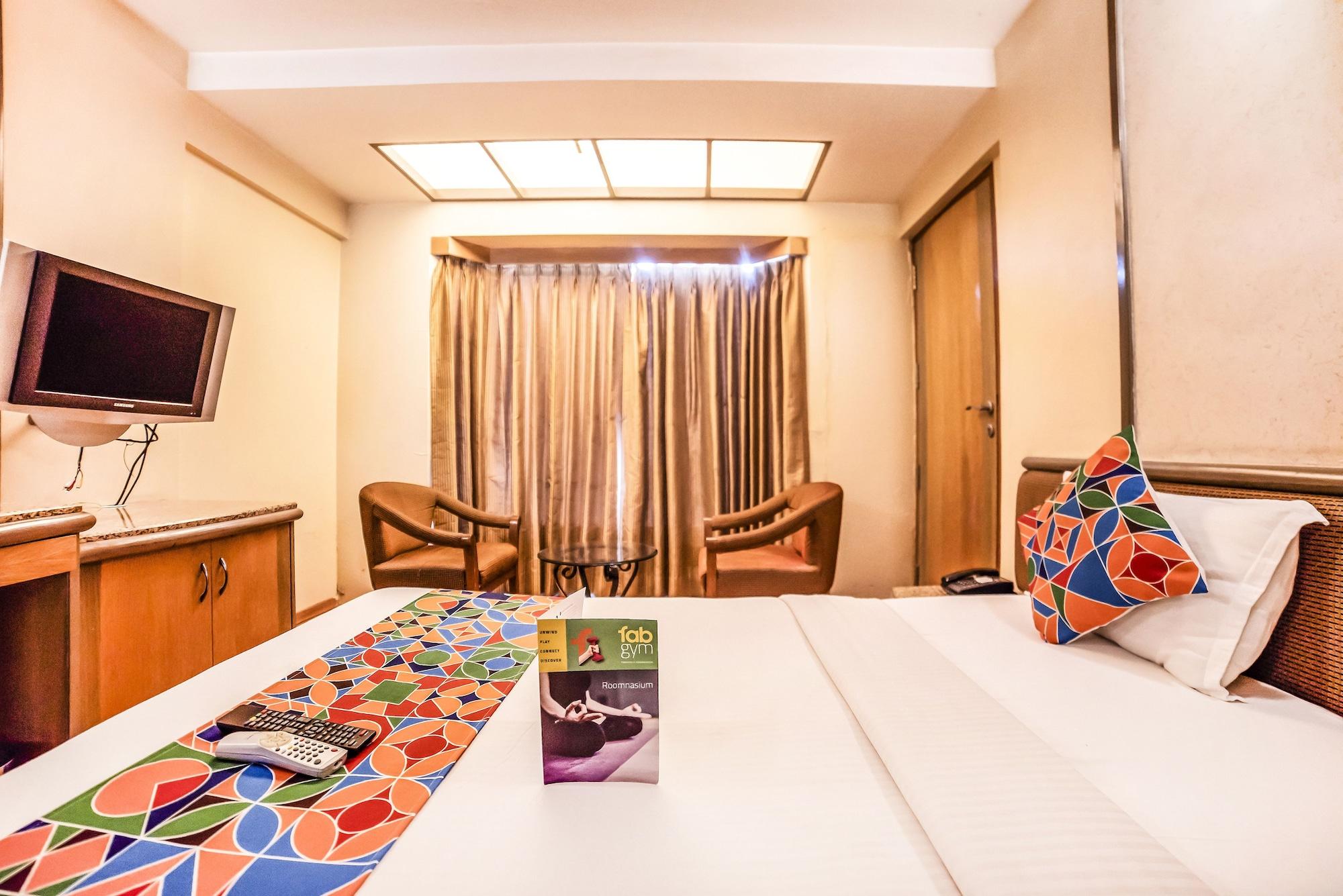 Hotel Gandharva Shivajinagar Pune Esterno foto