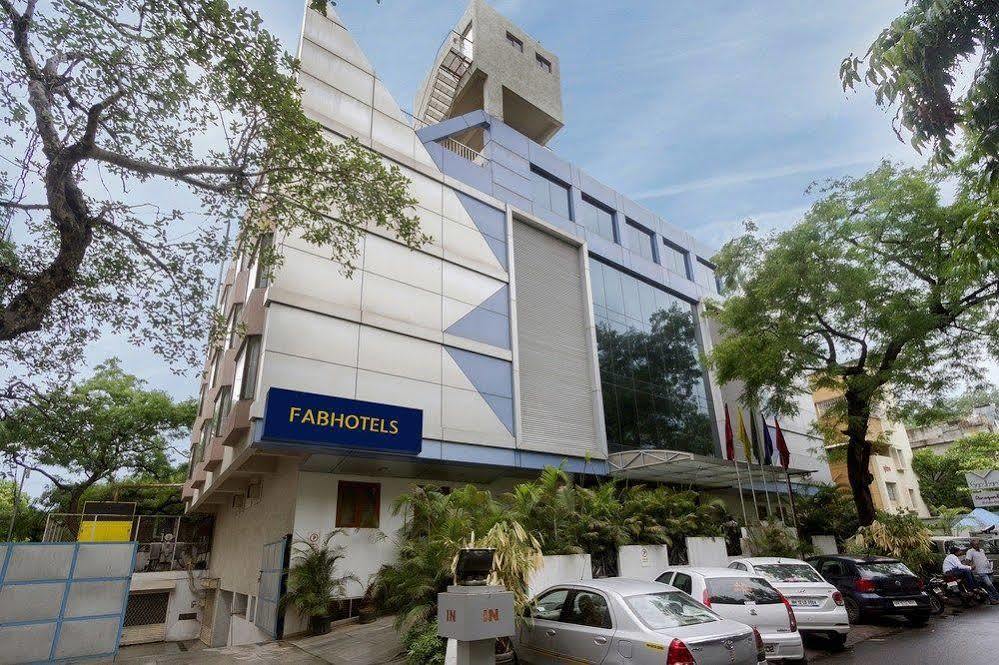 Hotel Gandharva Shivajinagar Pune Esterno foto
