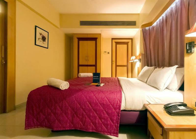 Hotel Gandharva Shivajinagar Pune Esterno foto