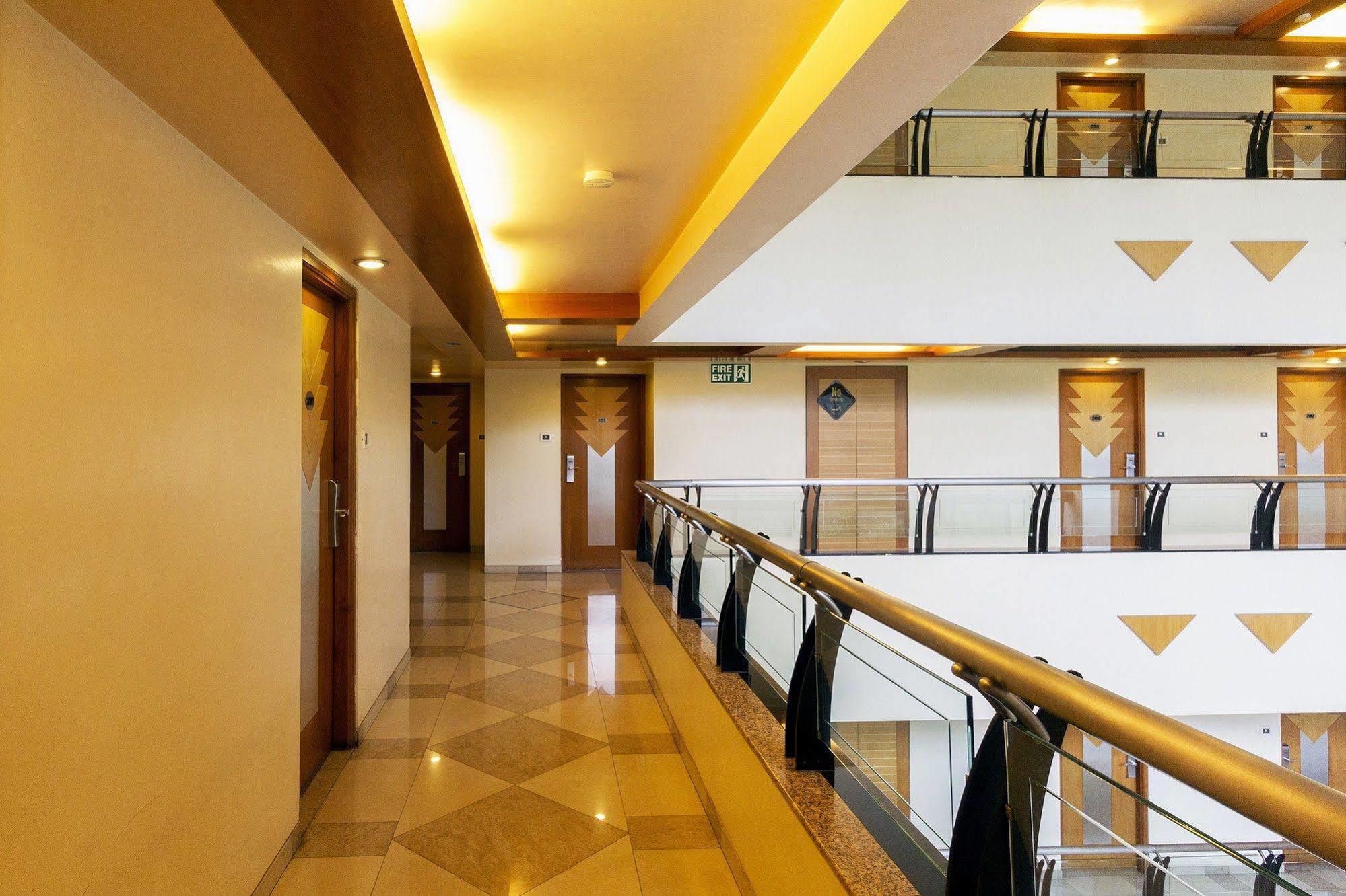 Hotel Gandharva Shivajinagar Pune Esterno foto