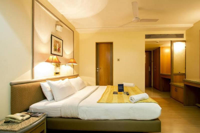 Hotel Gandharva Shivajinagar Pune Esterno foto