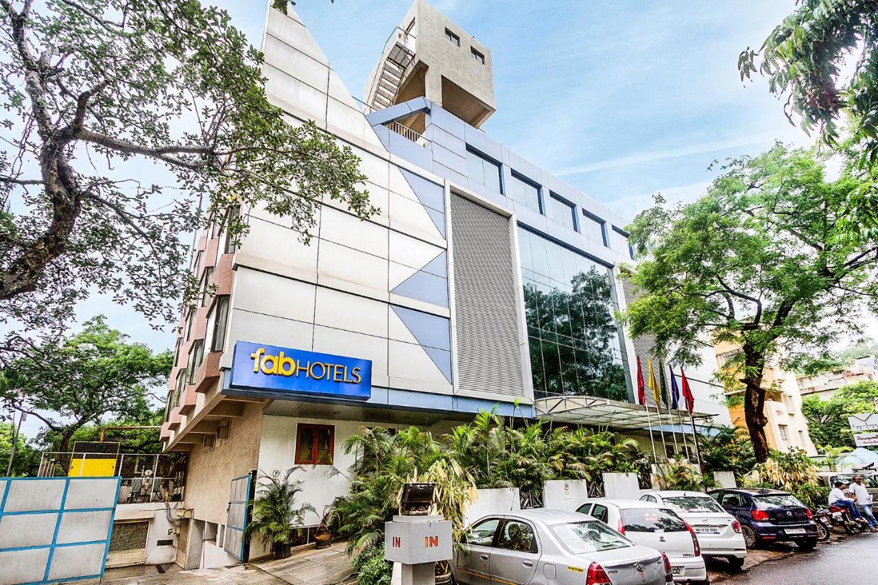 Hotel Gandharva Shivajinagar Pune Esterno foto