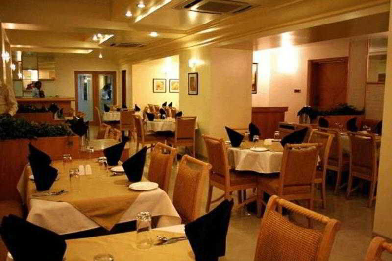 Hotel Gandharva Shivajinagar Pune Esterno foto